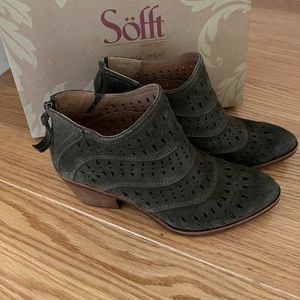 Sofft Westwood II Laser Cut Bootie Olive| 7.5   Worn once ..2 1/4” heel Suede